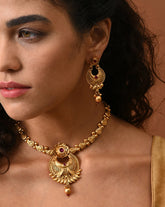 SOHI - Gold Plated Designer Stone Necklace Set